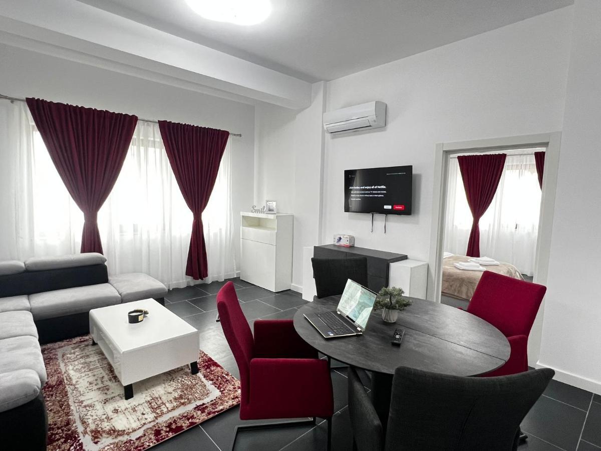 Marvellous Aparthotel With Master Apartments Suceava Luaran gambar
