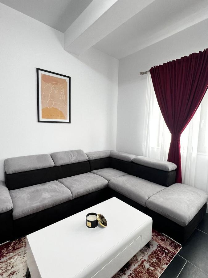 Marvellous Aparthotel With Master Apartments Suceava Luaran gambar